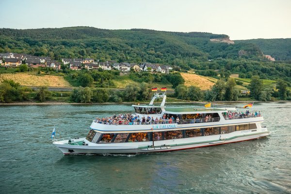 MS La Paloma - Fahrt am 1. Juli 2023 mit 2-Gang-Menü/Cruise with 2-course dinner
